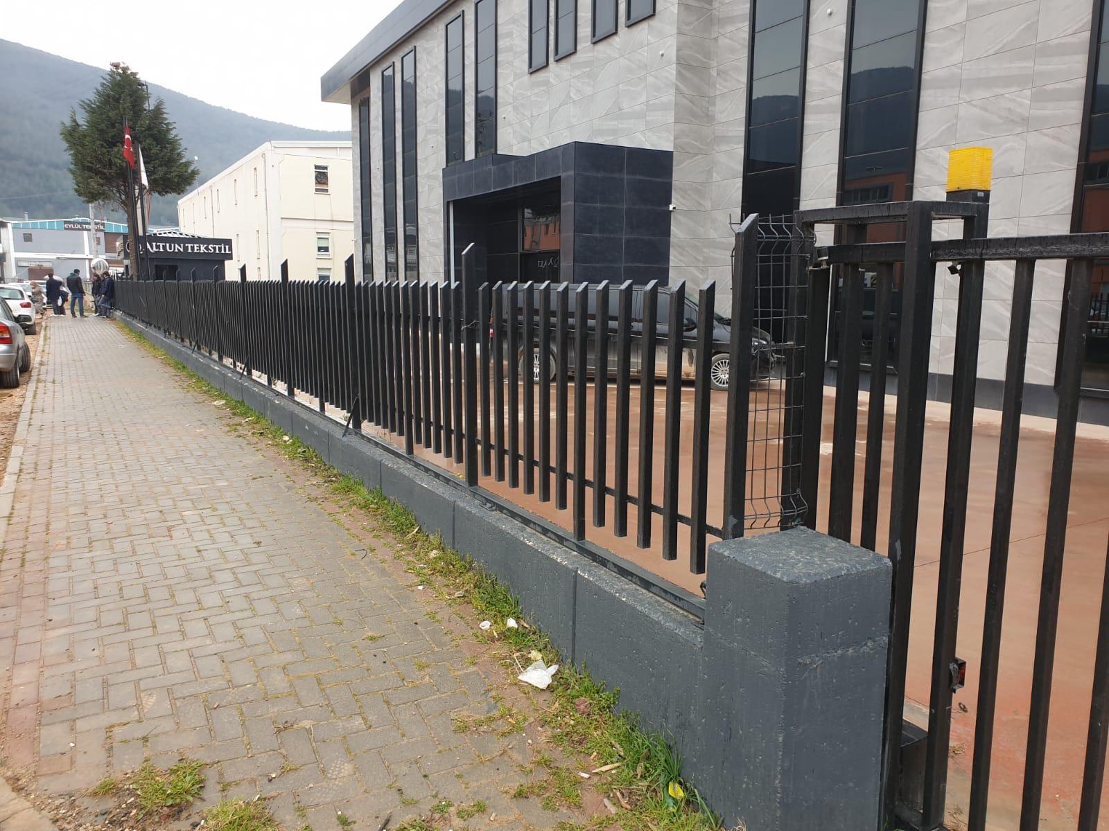 Modern Çelik Korkuluk ve Güvenlik Sistemleri - Görsel 1